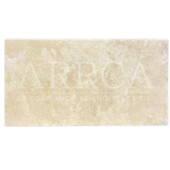 https://arrca-carrelage.fr/10423-medium/royal-margelle-de-piscine-en-travertin-33x61-ep3-cm-beige-nuance.jpg