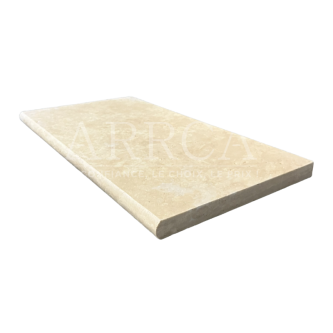 https://arrca-carrelage.fr/13023-medium/royal-beige-nuance-margelle-de-piscine-en-travertin-33-x-100-x-3-cm.jpg