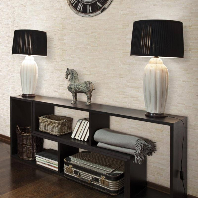 KUDA Blanca, Parement