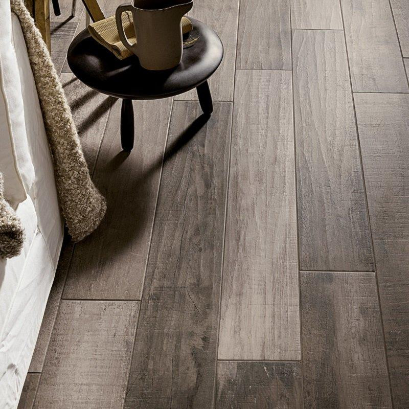 COUNTRY Creek, Carrelage intérieur