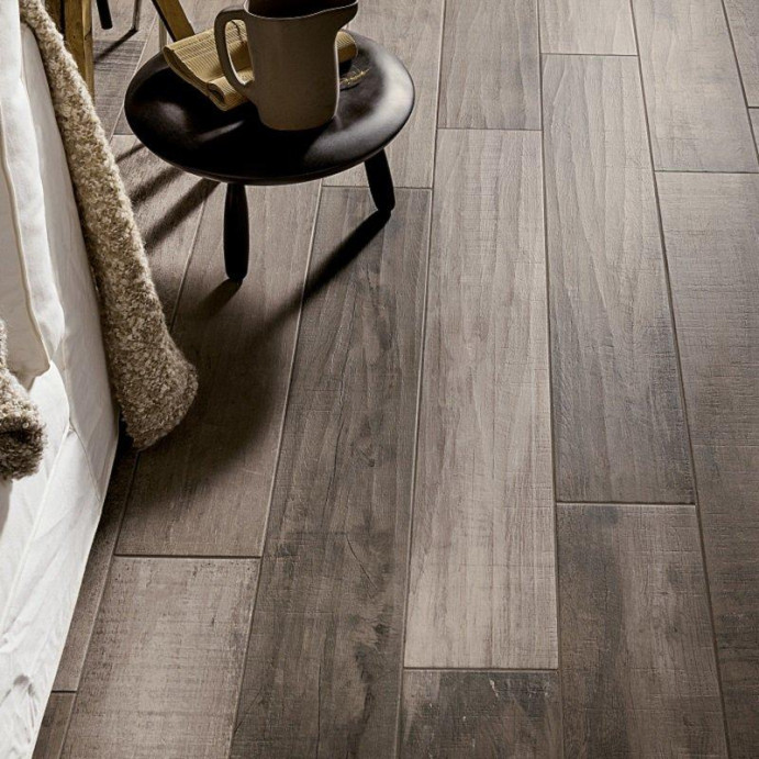 COUNTRY Creek, Carrelage intérieur